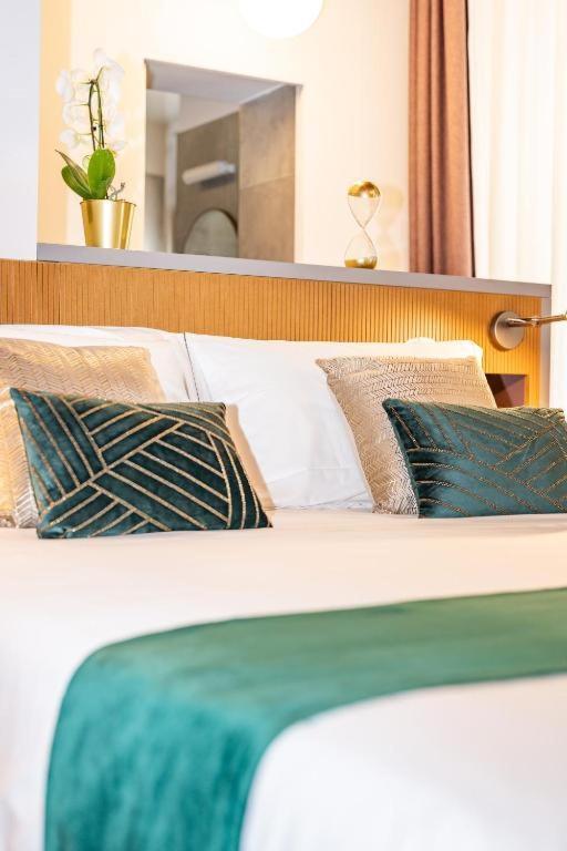 Castel Sant Angelo Luxury Rooms And Tour Roma Esterno foto
